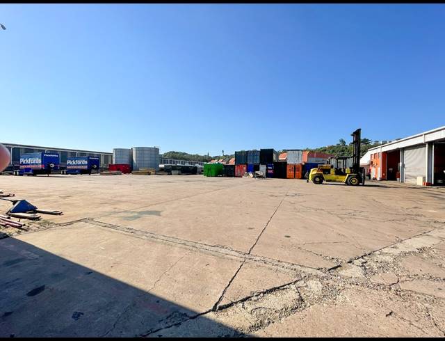 7,000M² WAREHOUSE TO LET IN PROSPECTON INDUSTRIAL